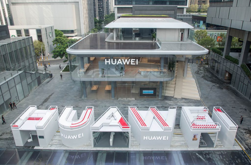Huawei Mate X2 5G smartphone