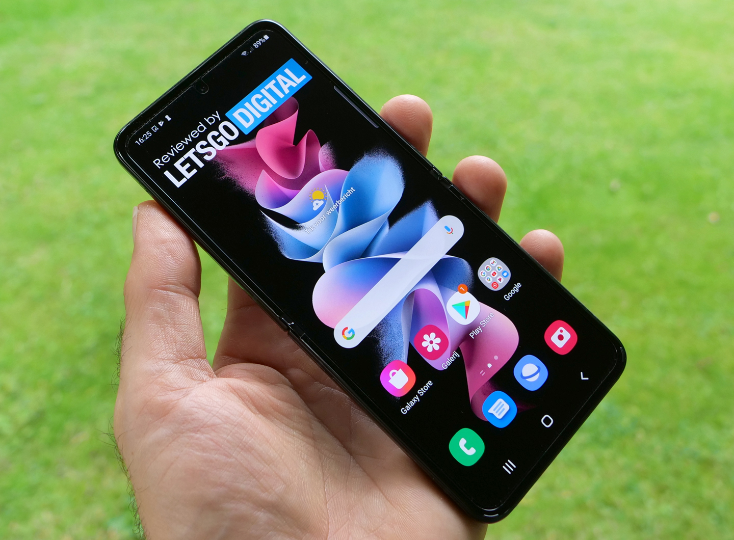 Iedereen vermijden Downtown Samsung Galaxy Z Flip 3 review | LetsGoDigital