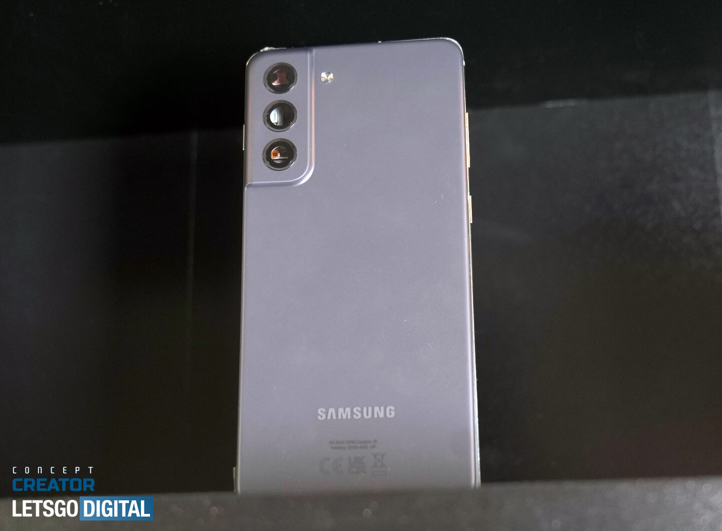 Samsung S21 FE Hands-on video